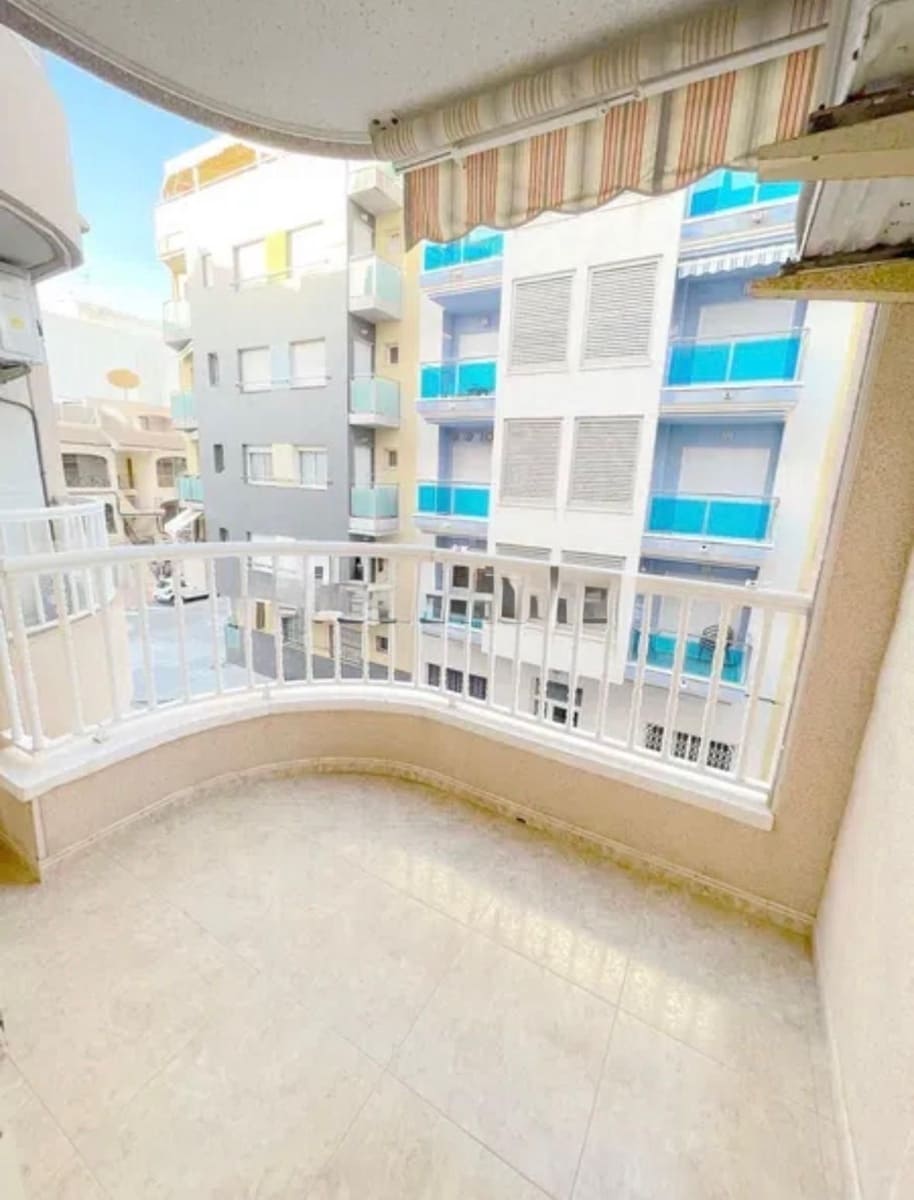 2 soverom Leilighet til salgs i Torrevieja med garasje - € 164 900 (Ref: 9891781)