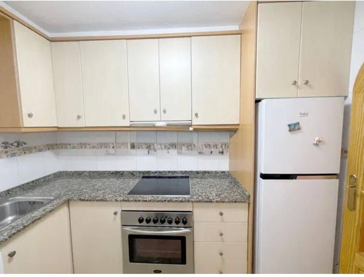 2 soverom Leilighet til salgs i Torrevieja med garasje - € 164 900 (Ref: 9891781)