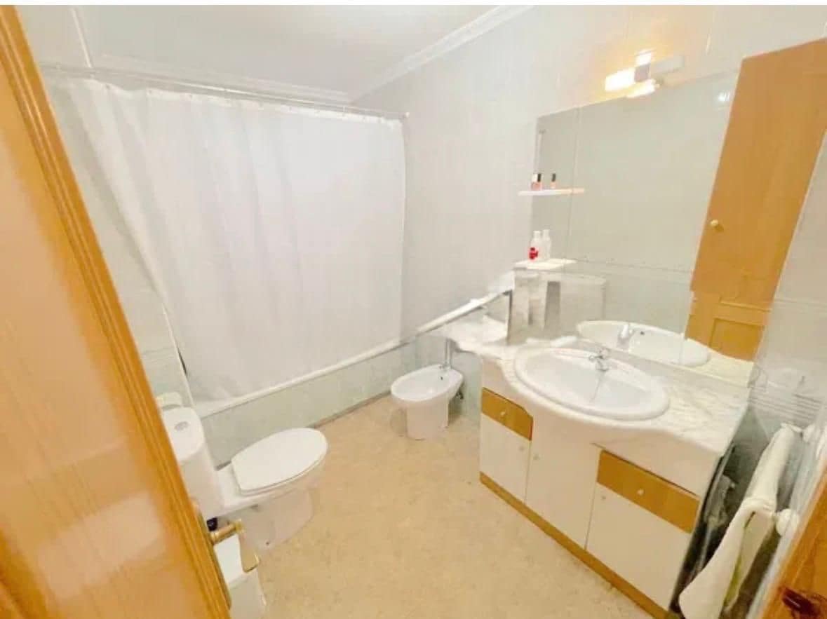 2 soverom Leilighet til salgs i Torrevieja med garasje - € 164 900 (Ref: 9891781)