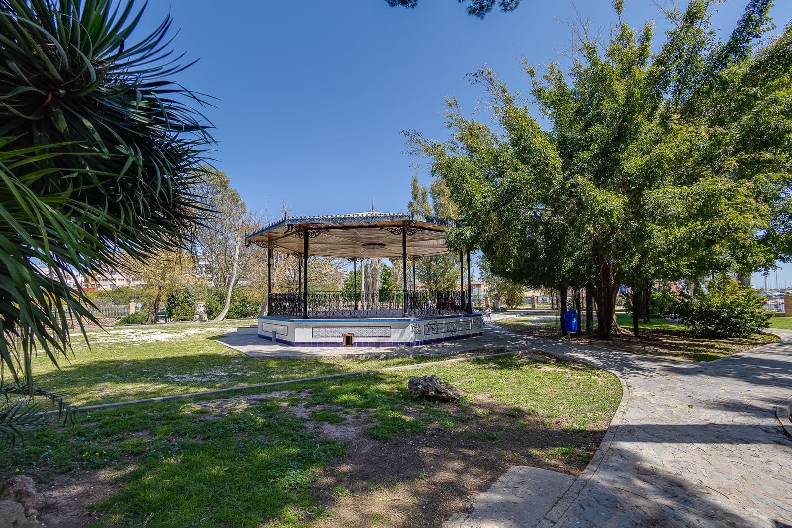 2 soverom Leilighet til salgs i Torrevieja med garasje - € 164 900 (Ref: 9891781)