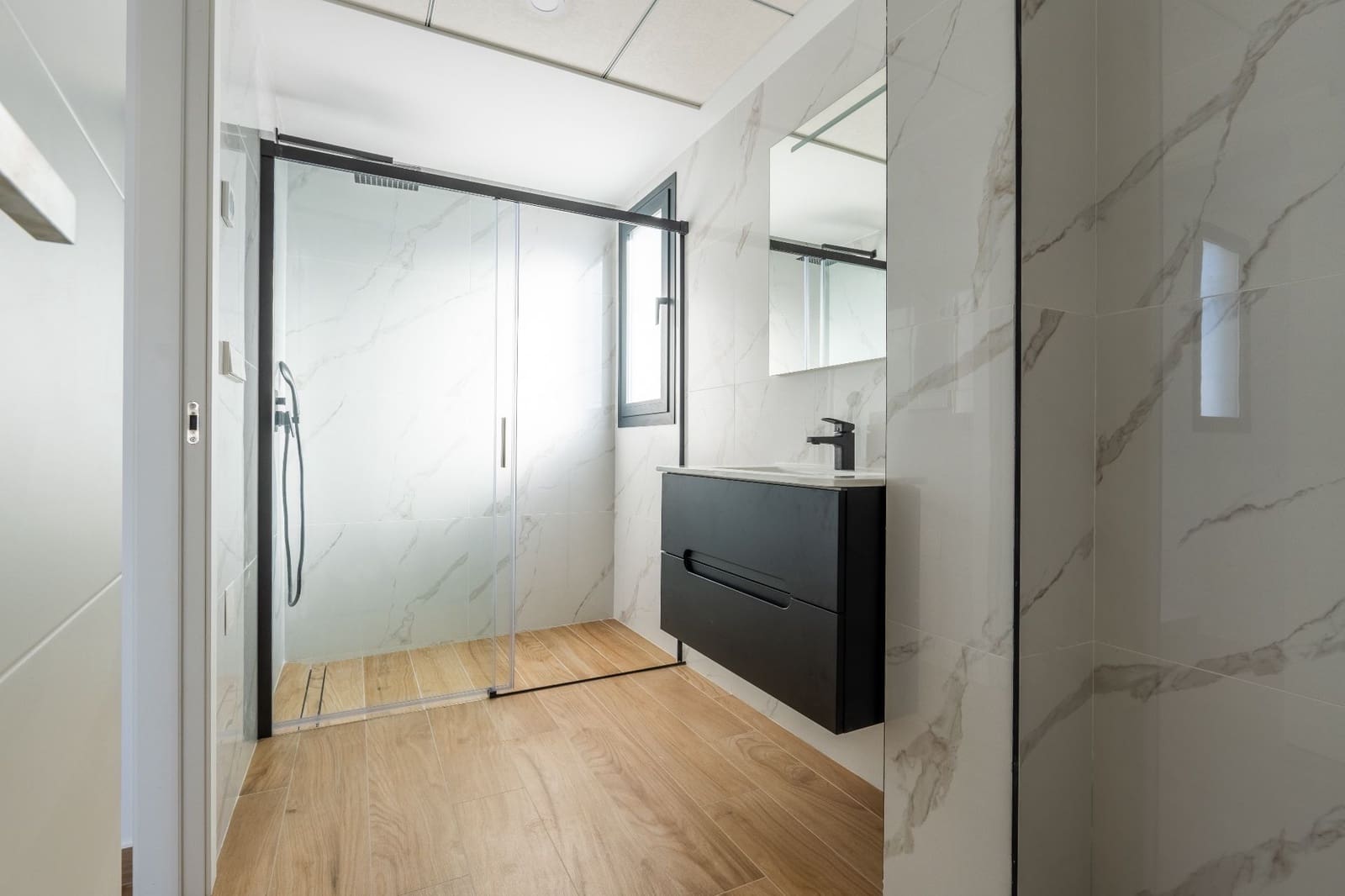 Chalet de 4 habitaciones en Algorfa en venta con piscina garaje - 528.000 € (Ref: 9896198)