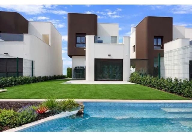 3 chambre Villa/Maison à vendre à Pinar de Campoverde, Pilar de la Horadada avec piscine garage - 499 000 € (Ref: 9912625)