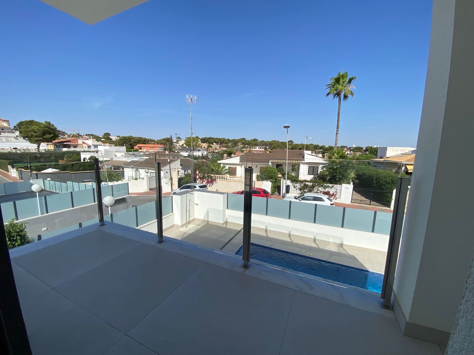 3 bedroom Villa for sale in Torrevieja with pool garage - € 629,000 (Ref: 9924194)