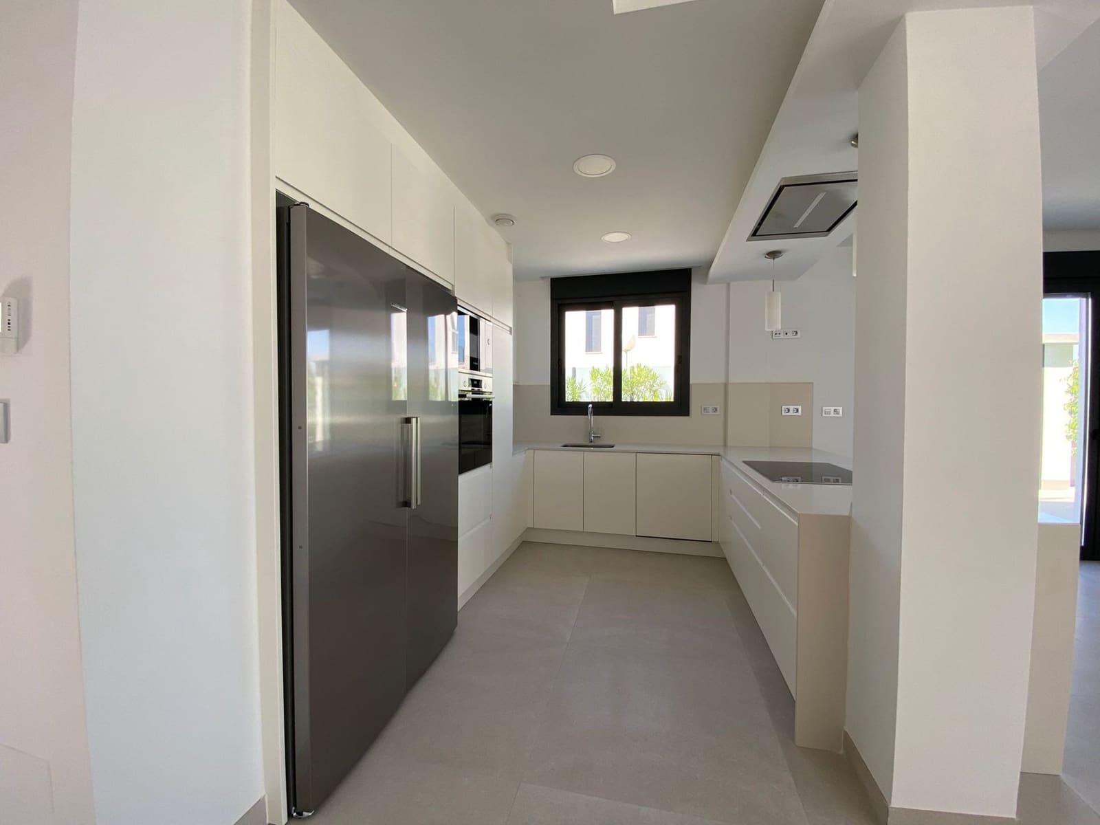 3 bedroom Villa for sale in Torrevieja with pool garage - € 629,000 (Ref: 9924194)