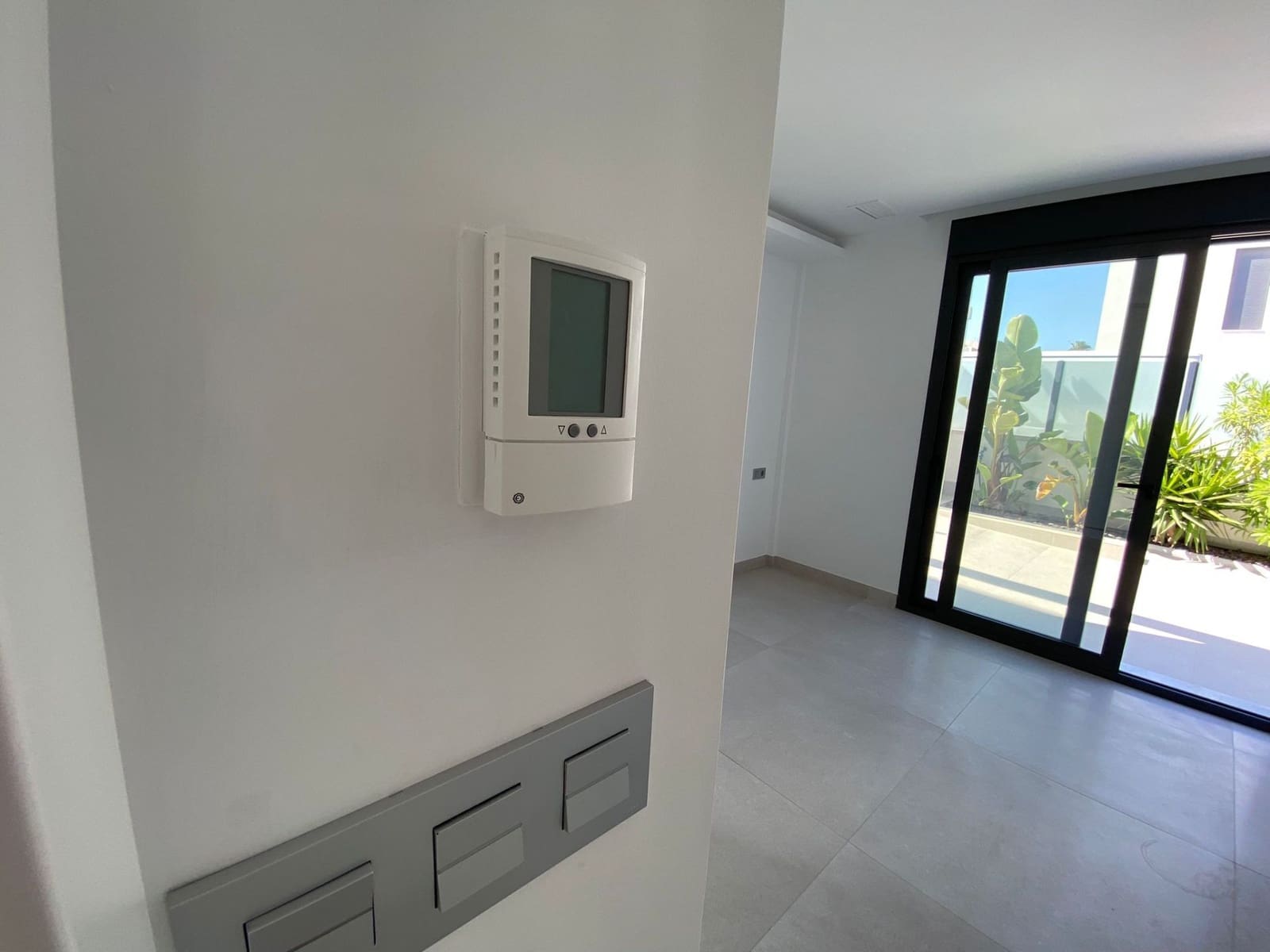 3 bedroom Villa for sale in Torrevieja with pool garage - € 629,000 (Ref: 9924194)