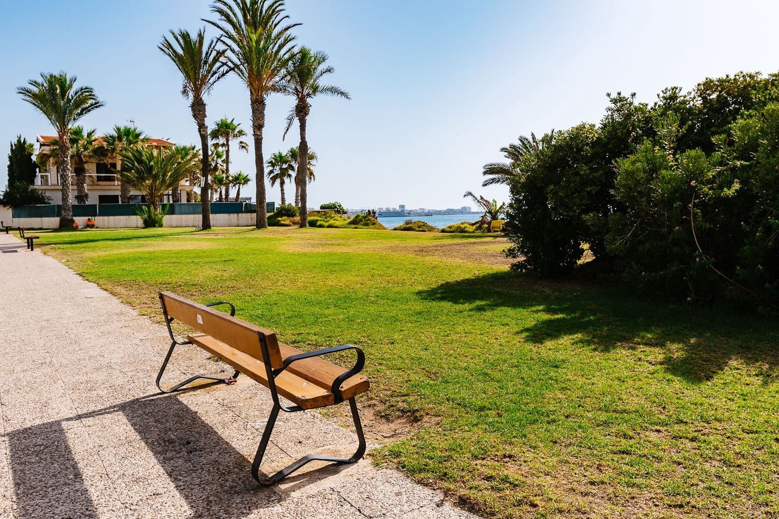 2 soveværelse Bungalow til salg i Torrevieja med swimmingpool - € 149.900 (Ref: 9928841)