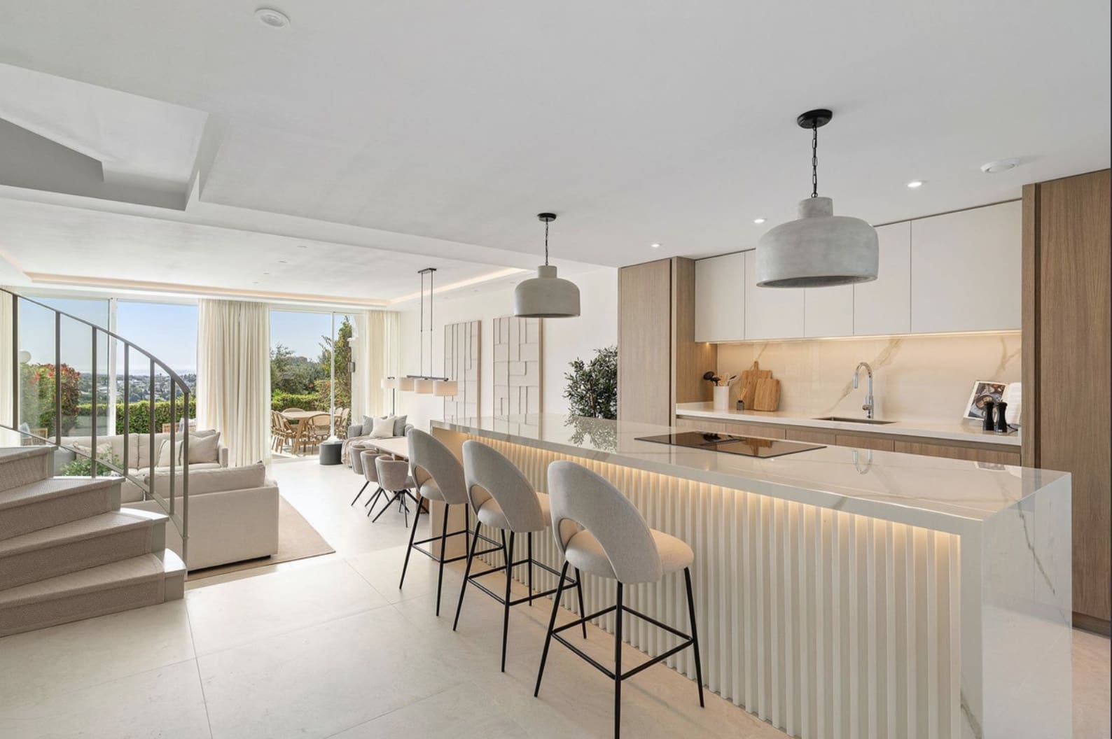 4 sovrum Hus till salu i La Quinta med pool garage - 1 795 000 € (Ref: 9876744)