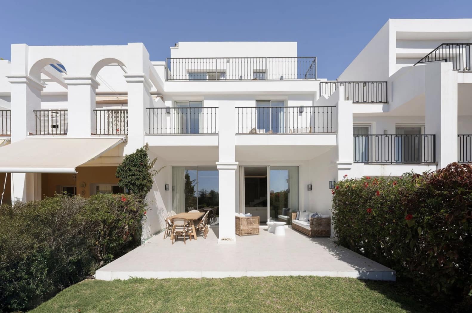 4 sovrum Hus till salu i La Quinta med pool garage - 1 795 000 € (Ref: 9876744)