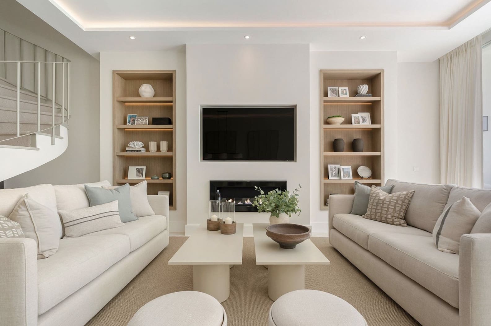 4 sovrum Hus till salu i La Quinta med pool garage - 1 795 000 € (Ref: 9876744)