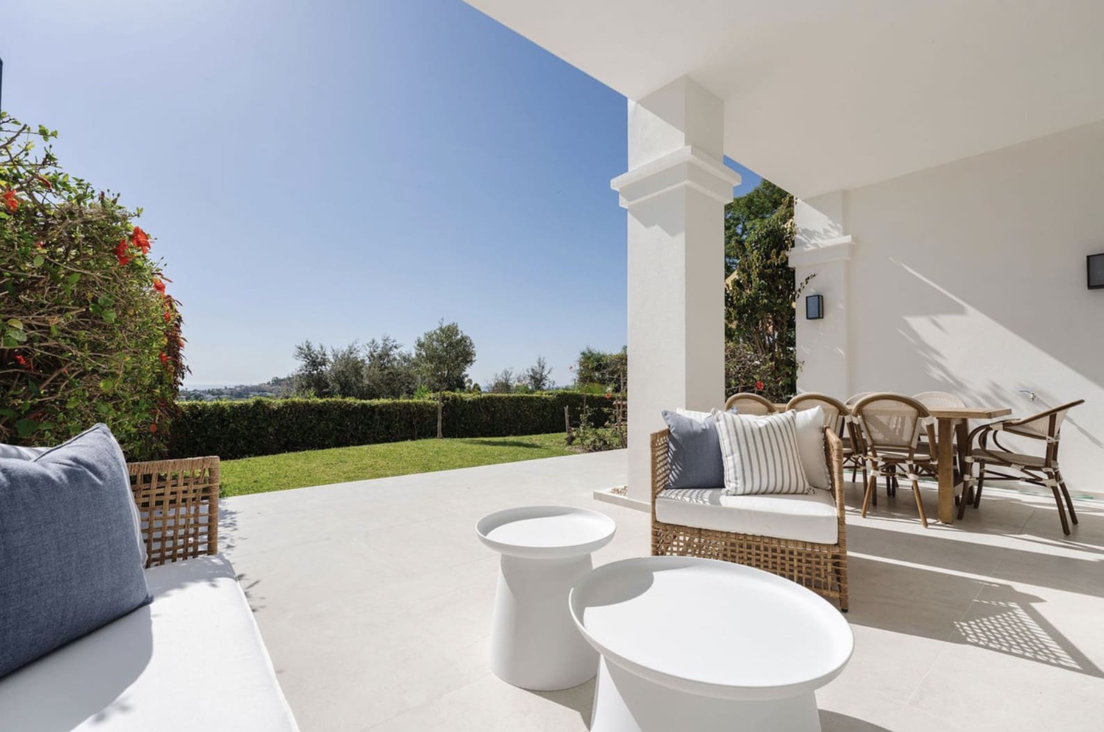4 sovrum Hus till salu i La Quinta med pool garage - 1 795 000 € (Ref: 9876744)