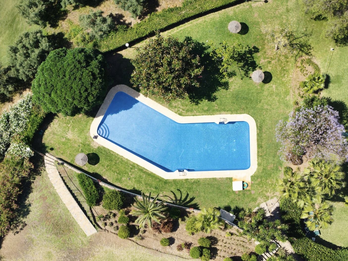 4 sovrum Hus till salu i La Quinta med pool garage - 1 795 000 € (Ref: 9876744)