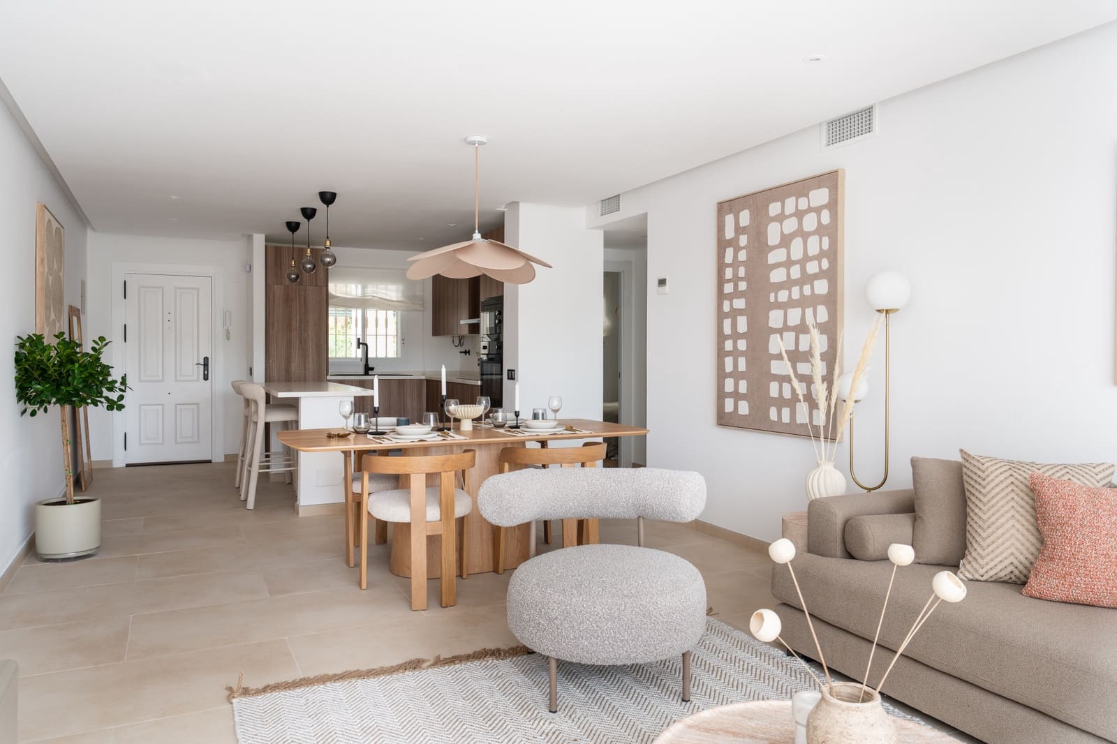 2 soveværelse Lejlighed til salg i La Quinta med swimmingpool garage - € 565.000 (Ref: 9876747)