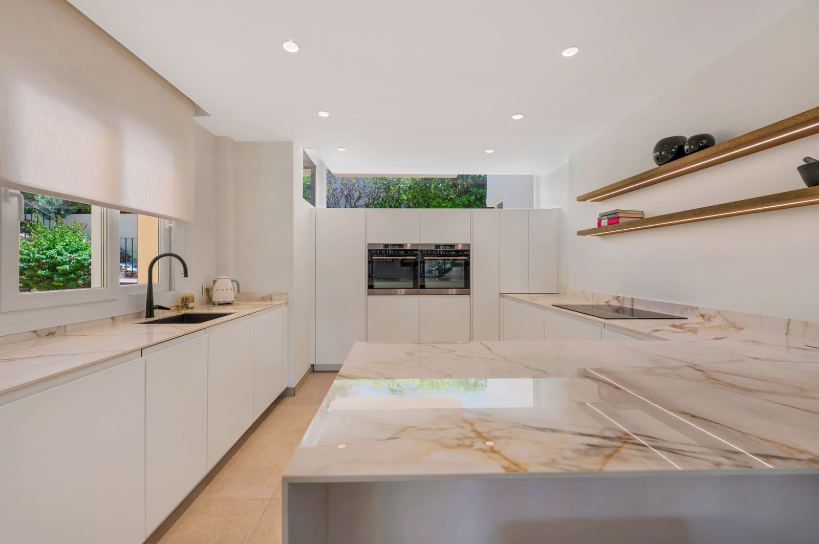 3 sovrum Hus till salu i Benahavis med pool garage - 1 195 000 € (Ref: 9876749)