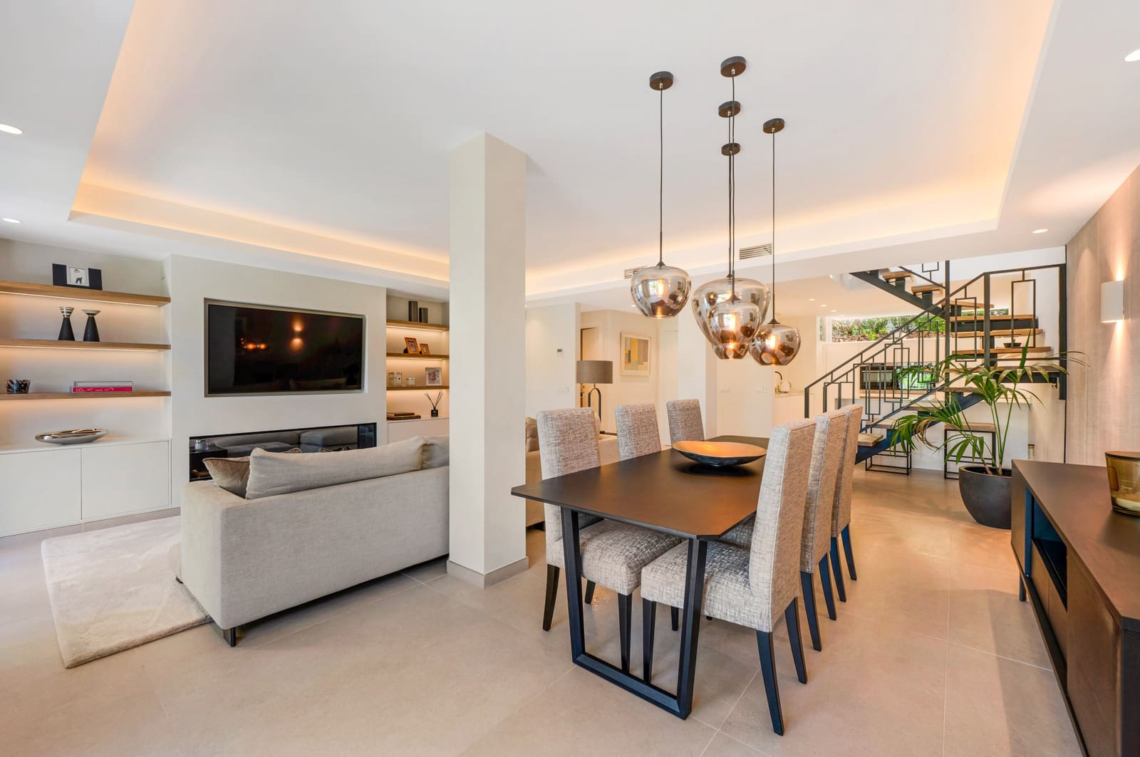 3 sovrum Hus till salu i Benahavis med pool garage - 1 195 000 € (Ref: 9876749)