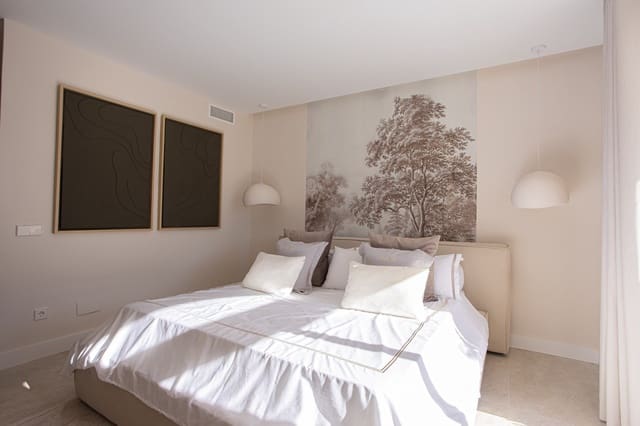 4 slaapkamer Penthouse te koop in Aloha Golf, Marbella met zwembad garage - € 1.195.000 (Ref: 9876750)