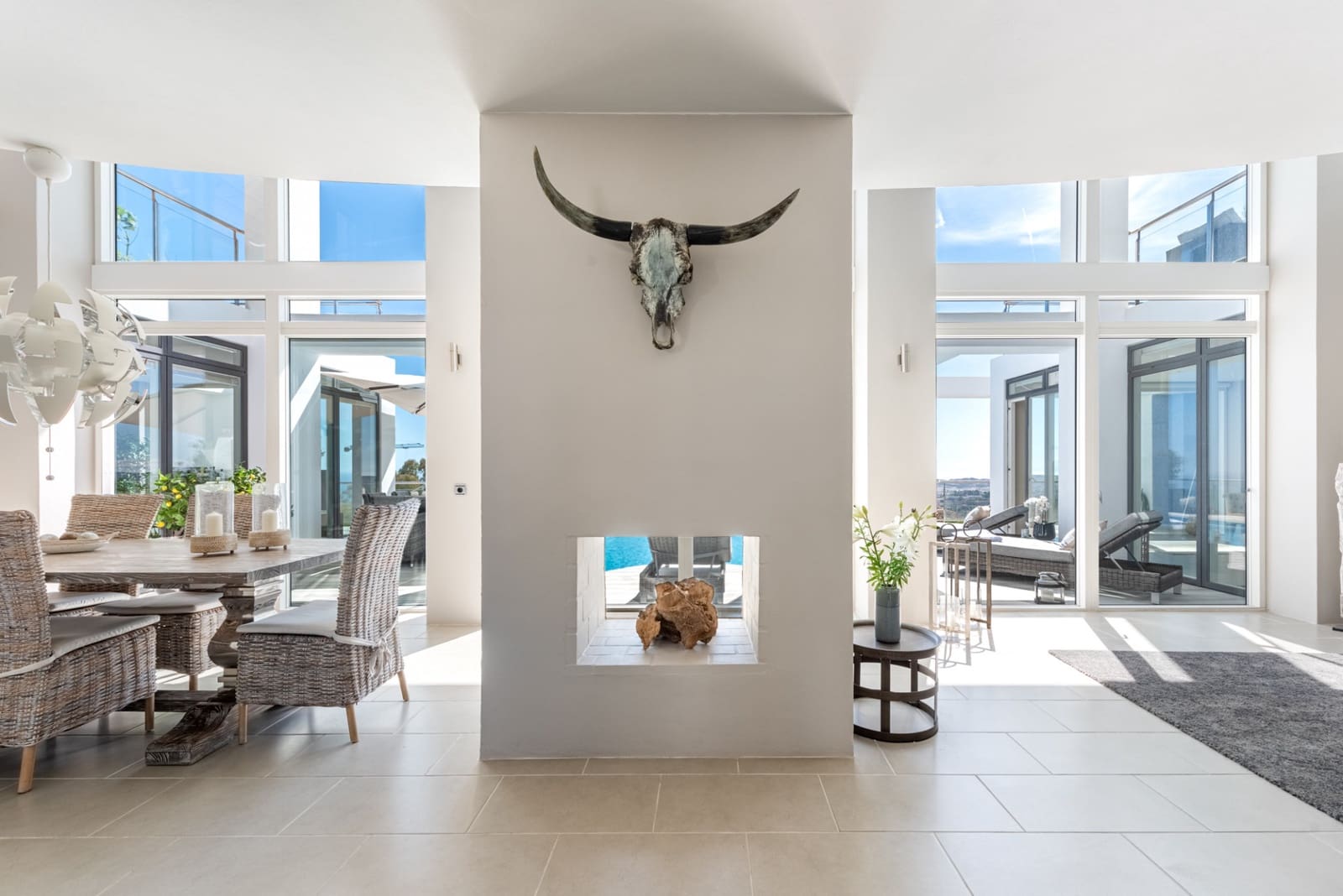 6 Zimmer Villa zu verkaufen in Mijas mit Pool Garage - 3.995.000 € (Ref: 9876753)
