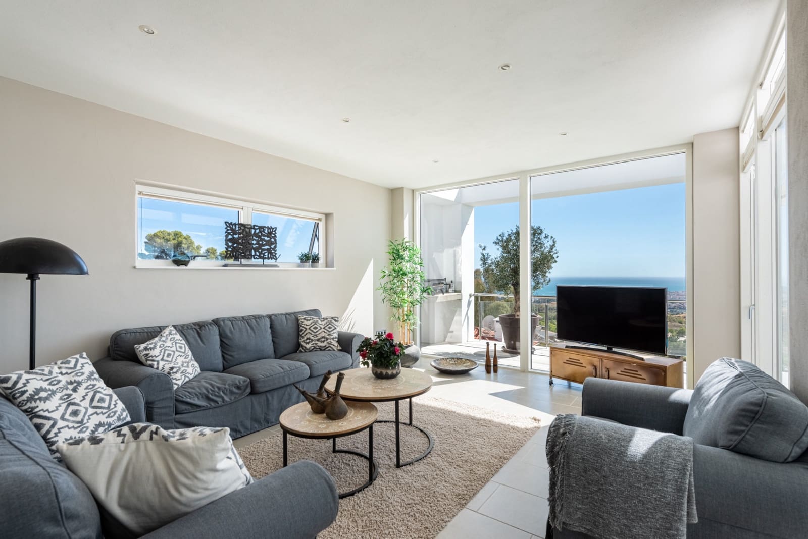 6 Zimmer Villa zu verkaufen in Mijas mit Pool Garage - 3.995.000 € (Ref: 9876753)