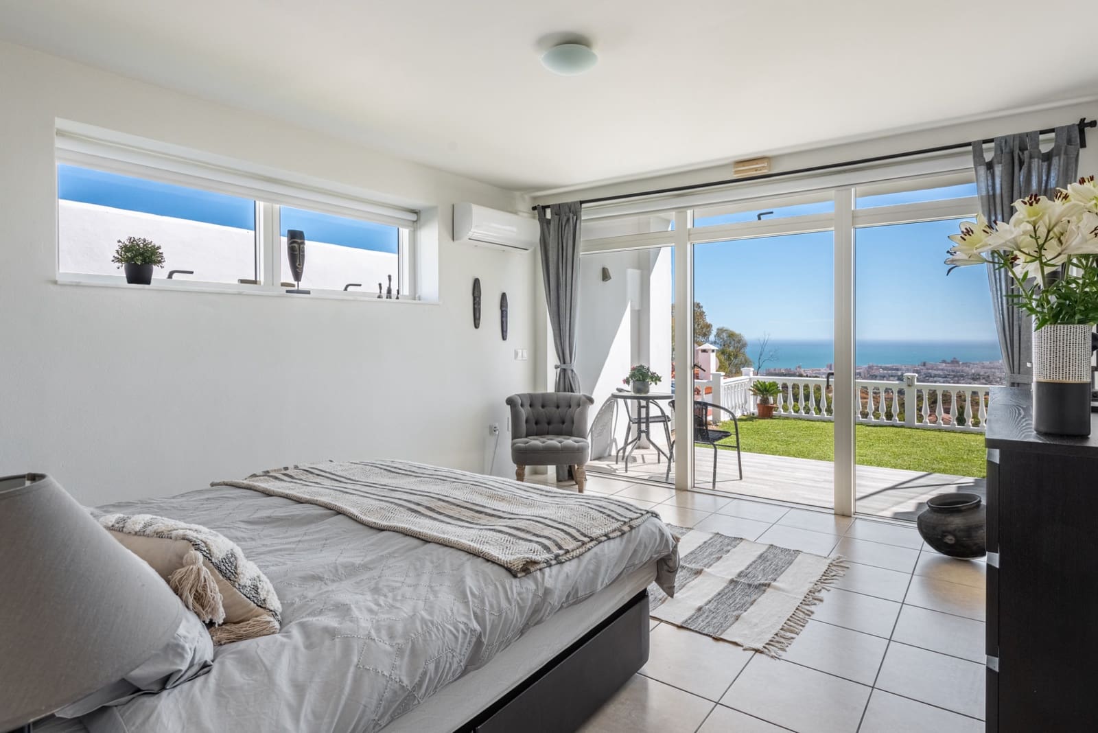 6 Zimmer Villa zu verkaufen in Mijas mit Pool Garage - 3.995.000 € (Ref: 9876753)