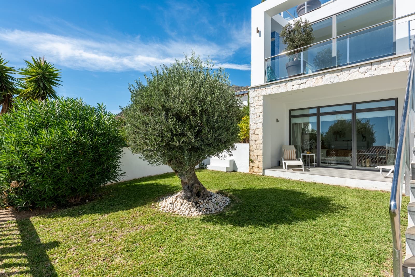 6 Zimmer Villa zu verkaufen in Mijas mit Pool Garage - 3.995.000 € (Ref: 9876753)
