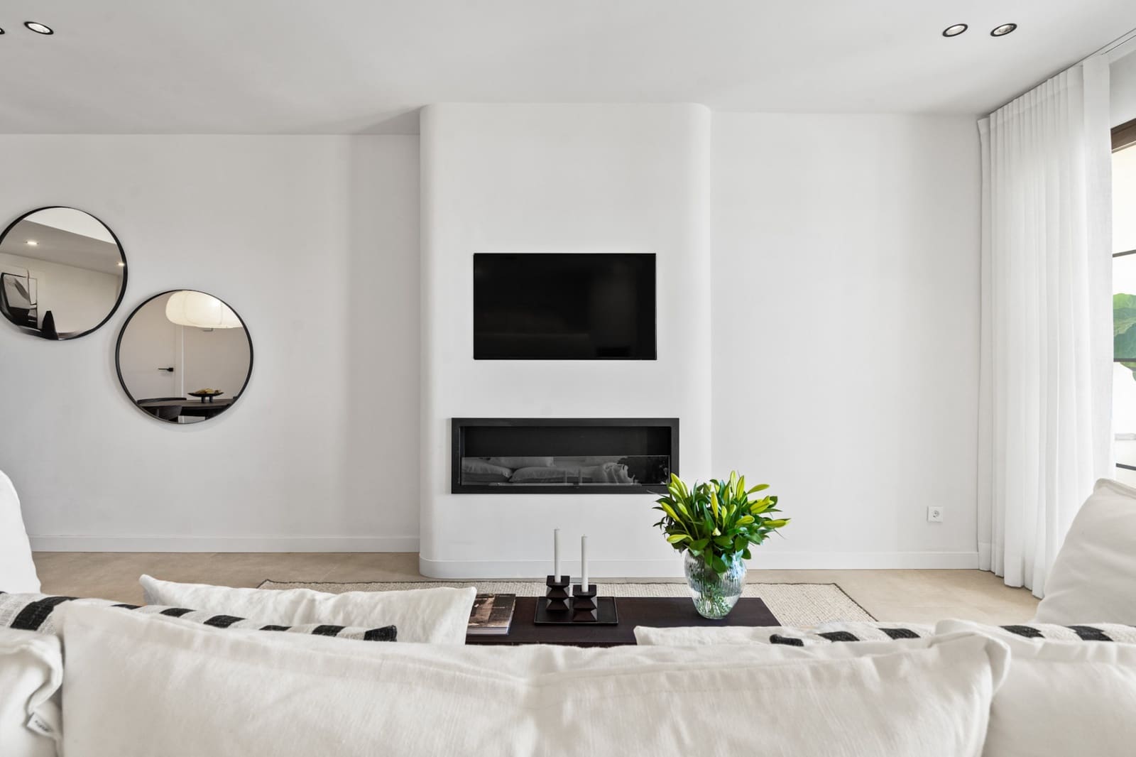 2 sovrum Lägenhet till salu i Benahavis med garage - 649 000 € (Ref: 9876754)