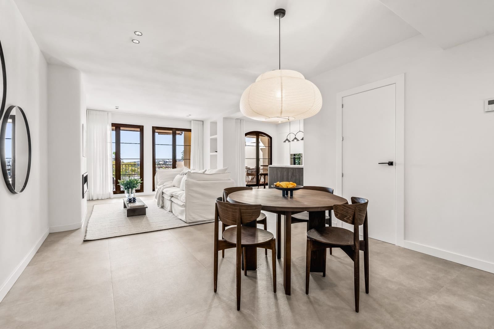 2 sovrum Lägenhet till salu i Benahavis med garage - 649 000 € (Ref: 9876754)