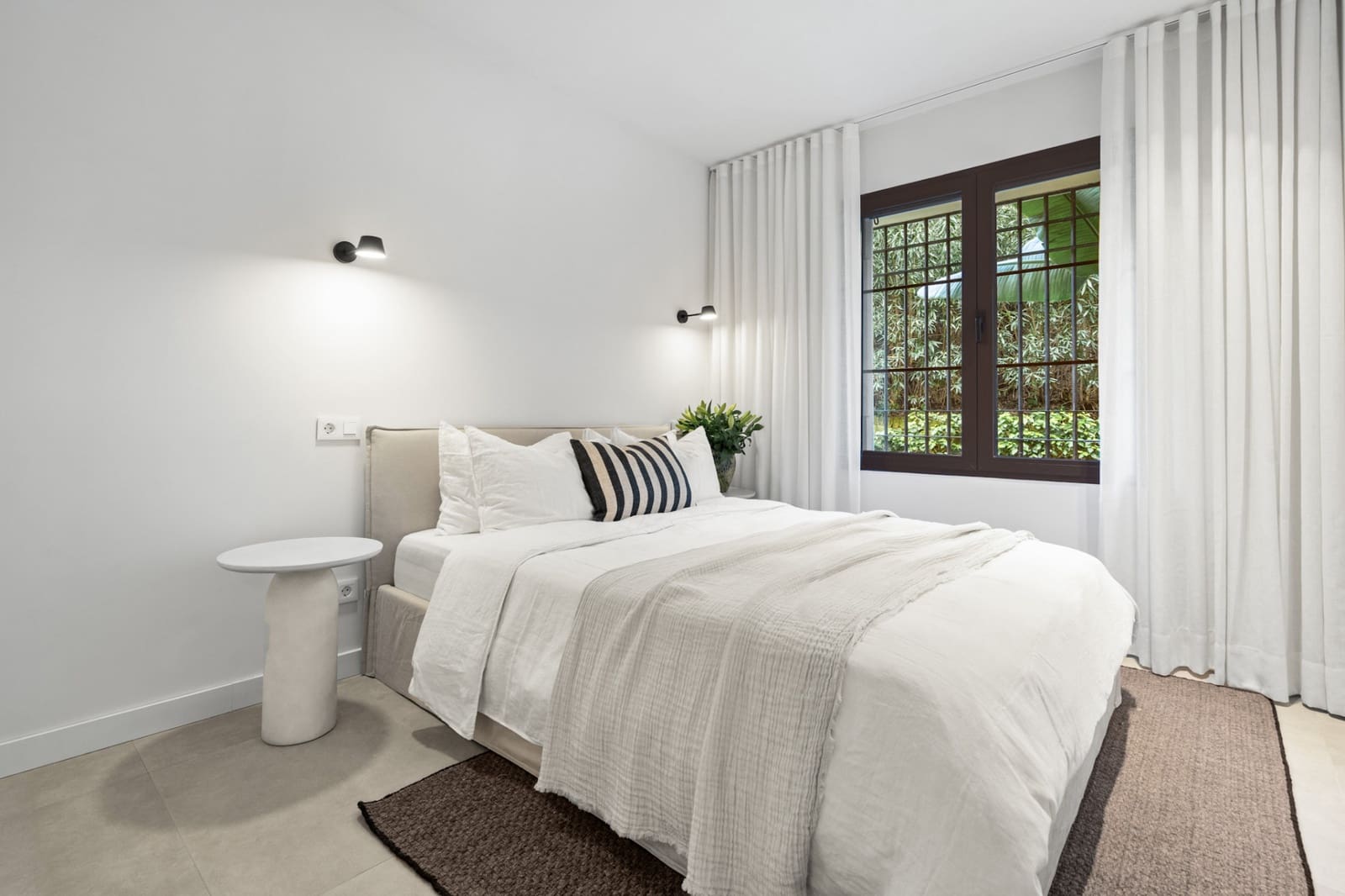 2 sovrum Lägenhet till salu i Benahavis med garage - 649 000 € (Ref: 9876754)