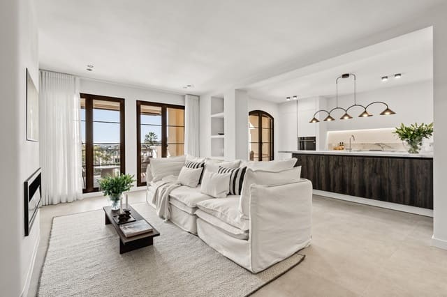 2 sovrum Lägenhet till salu i Los Arqueros - Puerto del Almendro, Benahavís med garage - 649 000 € (Ref: 9876754)