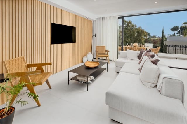 3 chambre Maison de Ville à vendre à Aloha Golf, Marbella - 850 000 € (Ref: 9876755)
