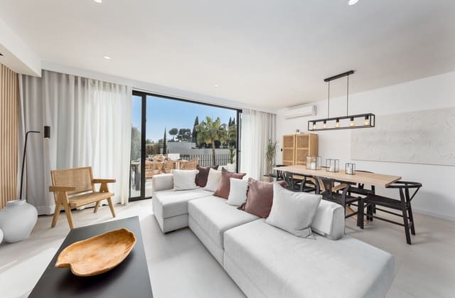 3 chambre Maison de Ville à vendre à Aloha Golf, Marbella - 850 000 € (Ref: 9876755)