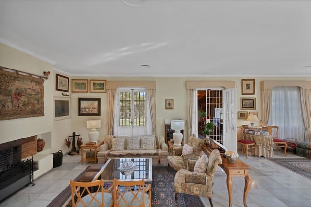 6 chambre Villa/Maison à vendre à Las Brisas, Marbella avec piscine garage - 2 950 000 € (Ref: 9876756)