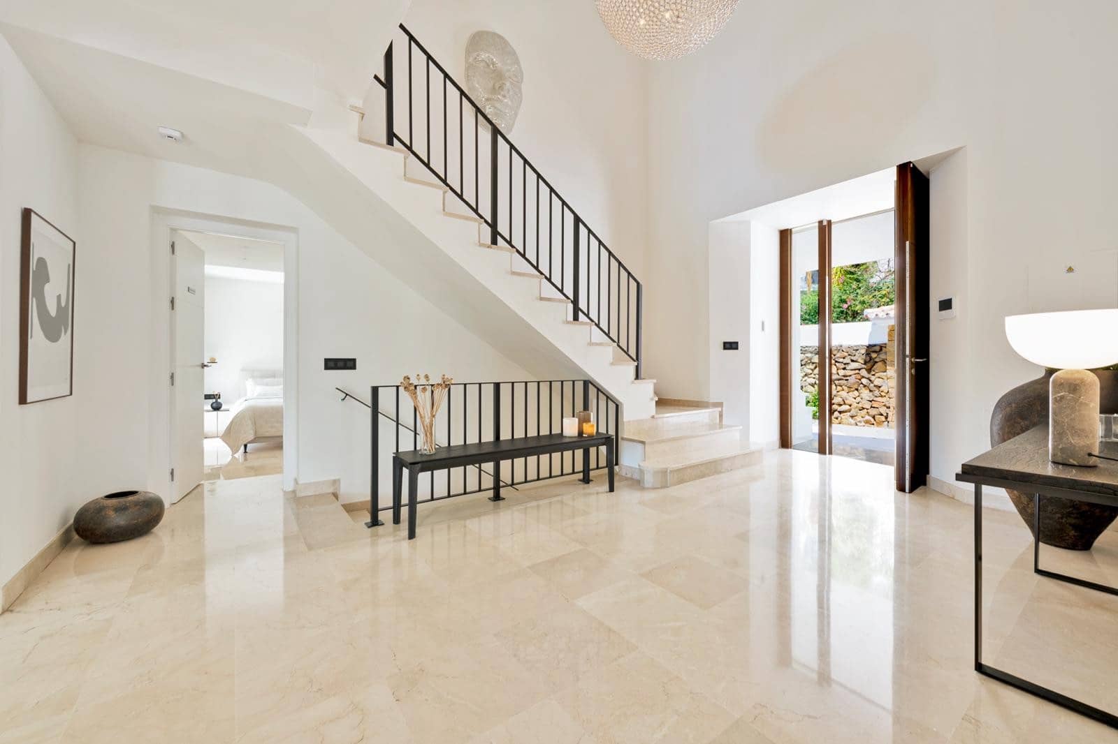 Chalet de 6 habitaciones en Nueva Andalucia en venta con piscina garaje - 3.850.000 € (Ref: 9876758)
