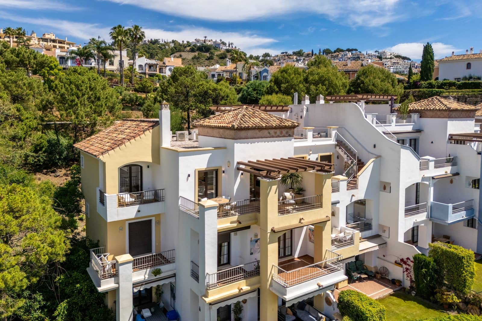 3 sovrum Takvåning till salu i Los Arqueros - 799 000 € (Ref: 9876761)
