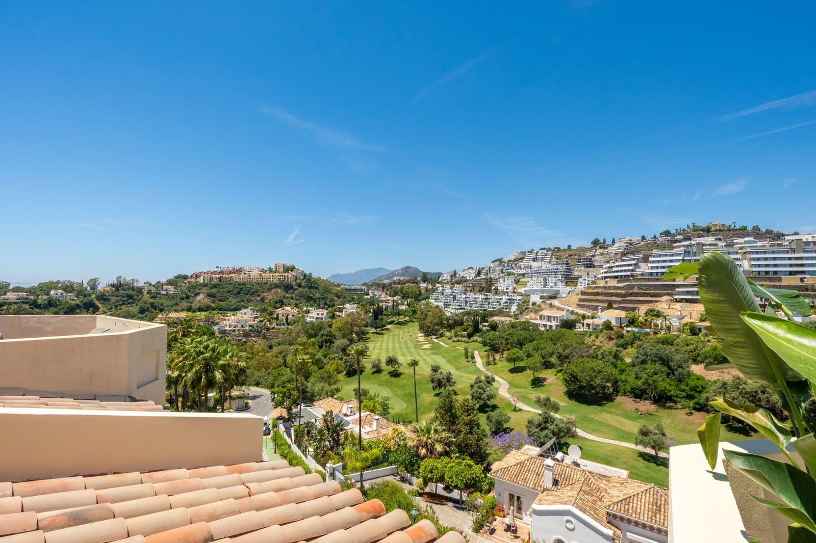 3 soverom Leilighet til salgs i Benahavis med svømmebasseng garasje - € 1 050 000 (Ref: 9876766)