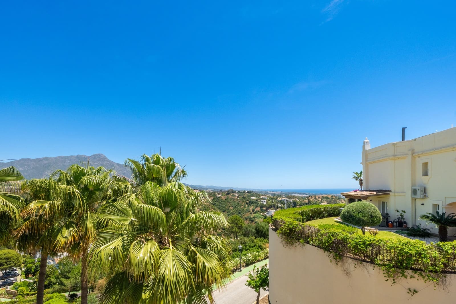 3 soverom Leilighet til salgs i Benahavis med svømmebasseng garasje - € 1 050 000 (Ref: 9876766)