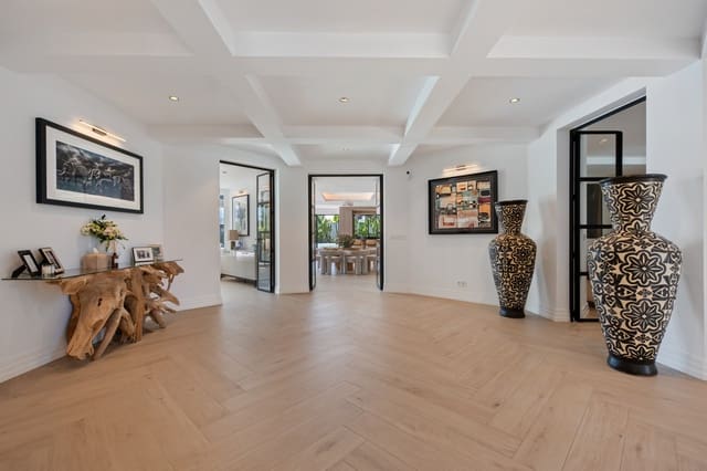 6 soverom Villa til salgs i Bel-Air, Estepona - € 3 495 000 (Ref: 9953915)