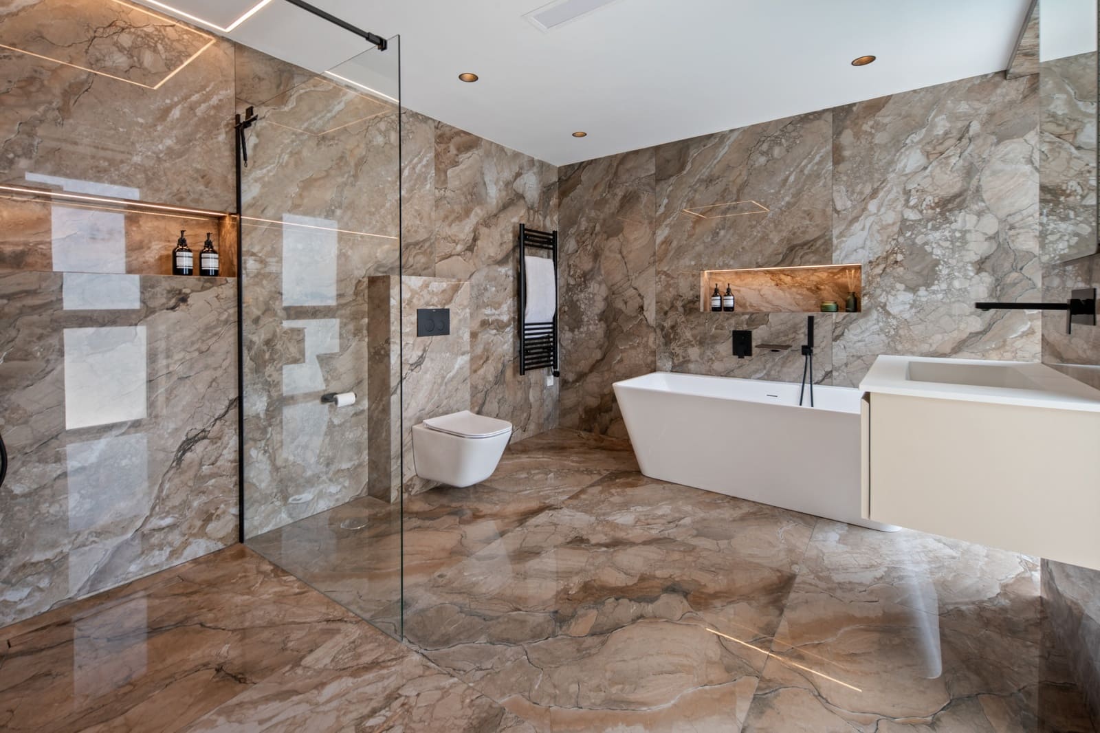 6 soverom Villa til salgs i Bel-Air - € 3 495 000 (Ref: 9953915)