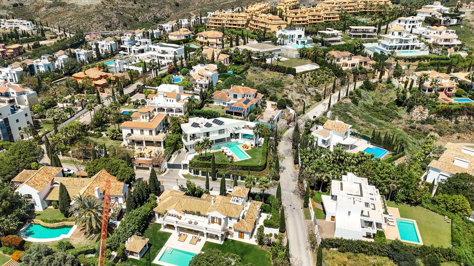6 sypialnia Willa na sprzedaż w Los Flamingos z basenem garażem - 4 500 000 € (Ref: 9953916)