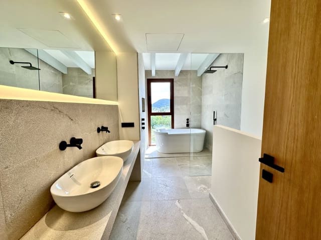 4 sypialnia Finka/Dom wiejski na sprzedaż w Calvià z garażem - 3 850 000 € (Ref: 8302867)