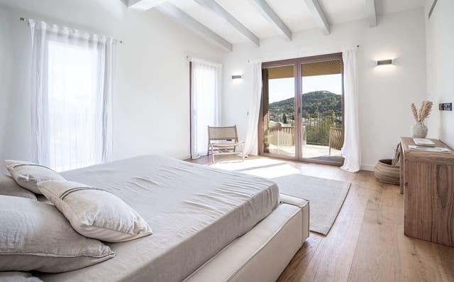 4 makuuhuone Huvila myytävänä paikassa Es Capdella, Calvià - 3 850 000 € (Ref: 8302867)