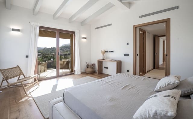 4 makuuhuone Huvila myytävänä paikassa Es Capdella, Calvià - 3 850 000 € (Ref: 8302867)