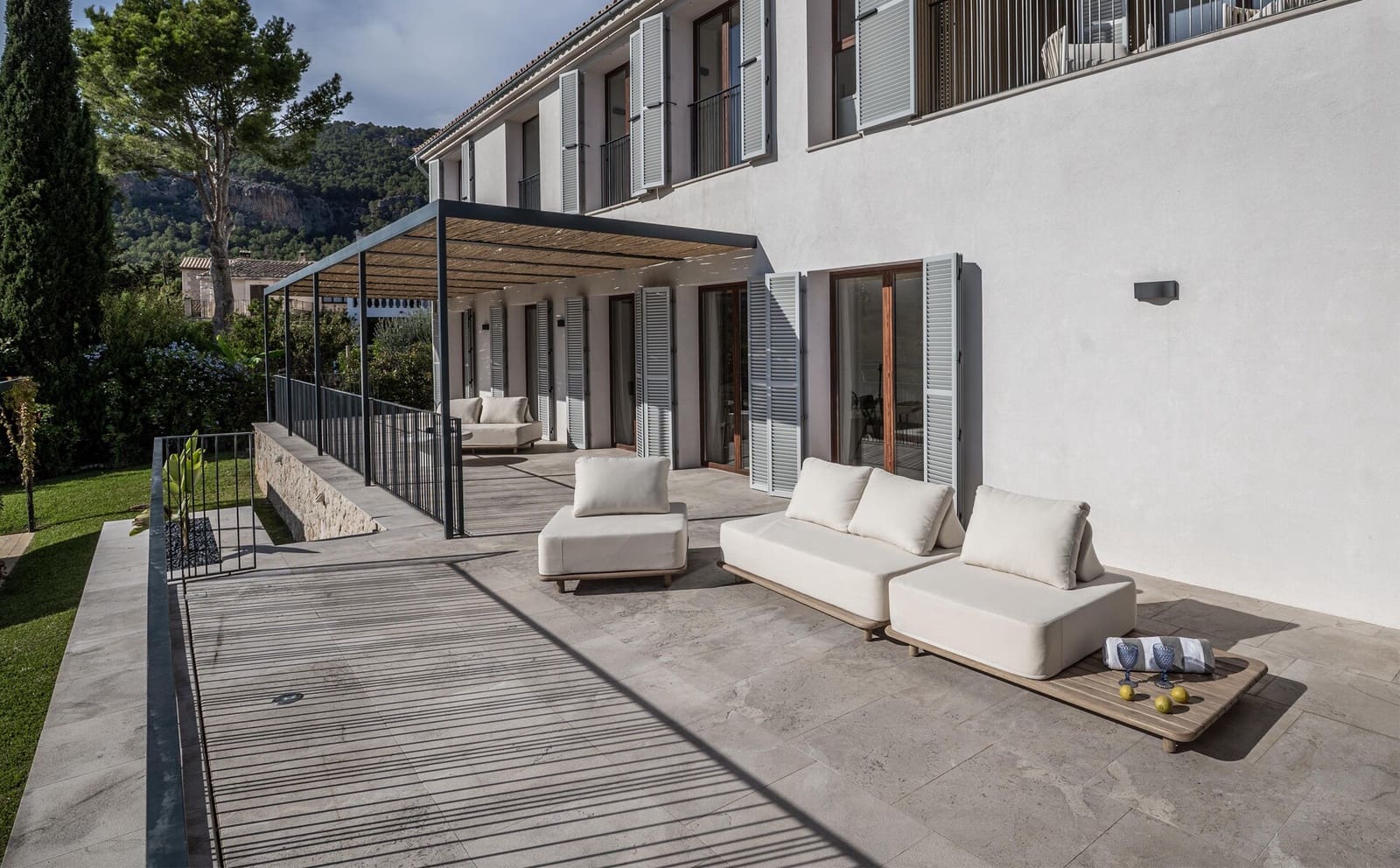 4 bedroom Villa for sale in Es Capdella - € 3,850,000 (Ref: 8302867)