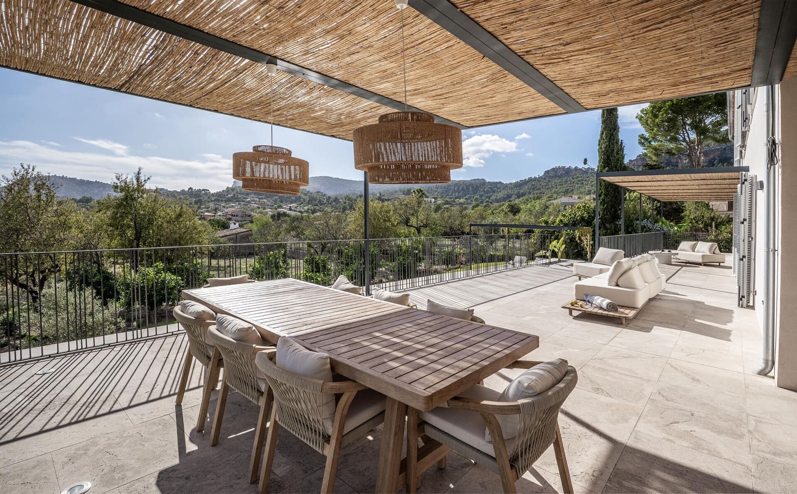 4 bedroom Villa for sale in Es Capdella - € 3,850,000 (Ref: 8302867)