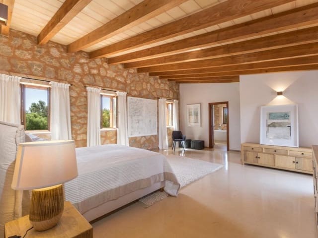 4 soveværelse Finca/Landehus til salg i Algaida - € 2.950.000 (Ref: 8395353)