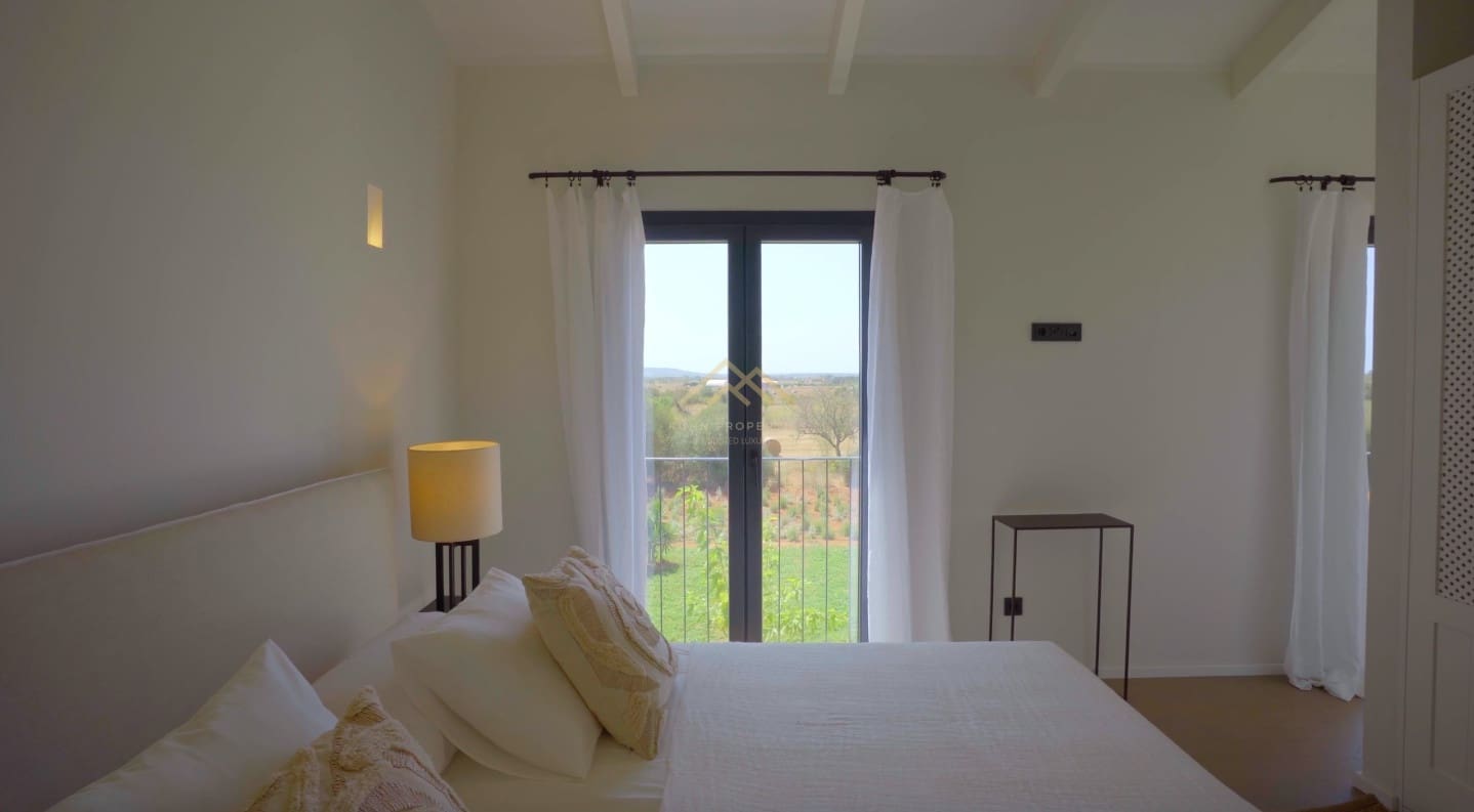 4 soverom Finca/Herregård til salgs i Campos med svømmebasseng garasje - € 2 200 000 (Ref: 9033560)