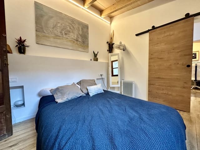 Villa til salgs i Nord, Palma de Mallorca med garasje - € 695 000 (Ref: 9036961)