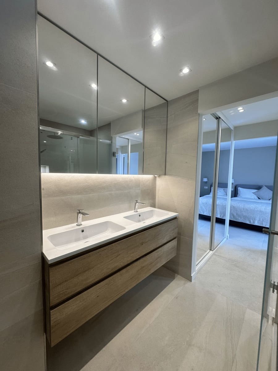 2 bedroom Flat for sale in Portals Nous - € 1,195,000 (Ref: 9082021)