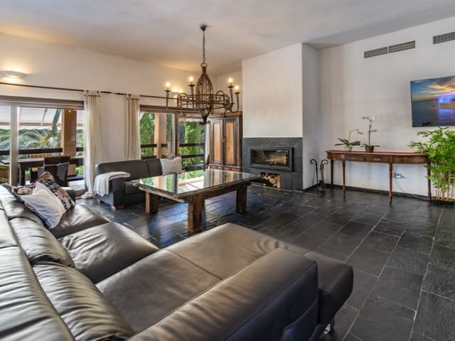 4 soverom Villa til salgs i Costa de la Calma, Calvià - € 2 850 000 (Ref: 9091911)