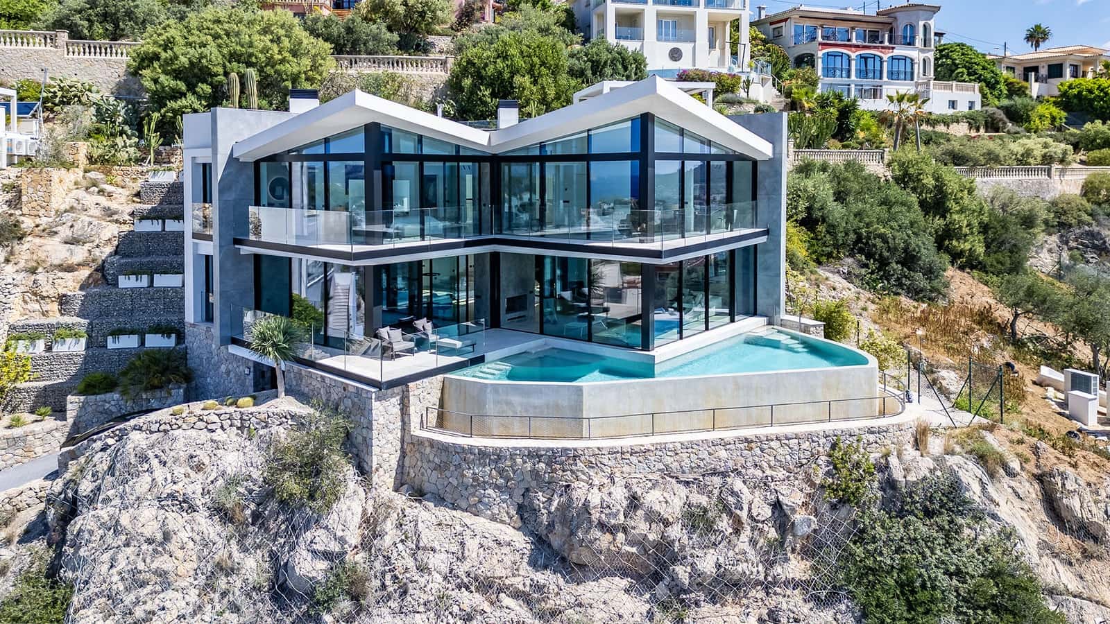 5 makuuhuone Huvila myytävänä paikassa Santa Ponsa mukana uima-altaan 
autotalli - 6 900 000 € (Ref: 9593074)