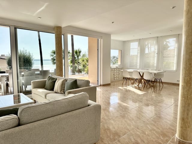 Chalet de 6 habitaciones en Puerto de Alcudia, Alcúdia en venta - 3.800.000 € (Ref: 9593075)