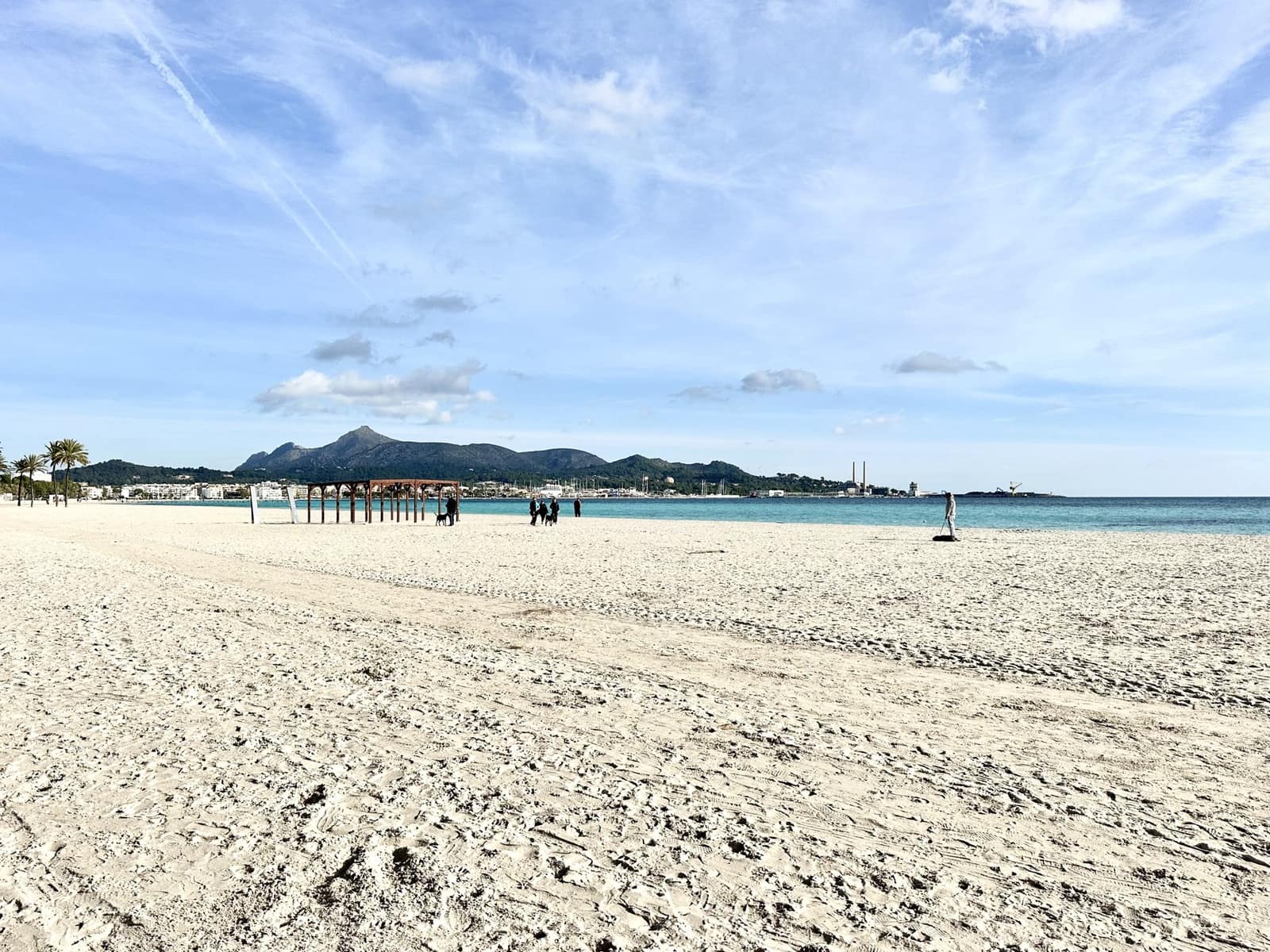 6 bedroom Villa for sale in Puerto de Alcudia - € 3,800,000 (Ref: 9593075)